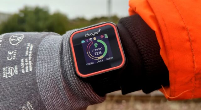 COLOUR-IMAGE_ideagen-reactec-watch-on-wrist_may26