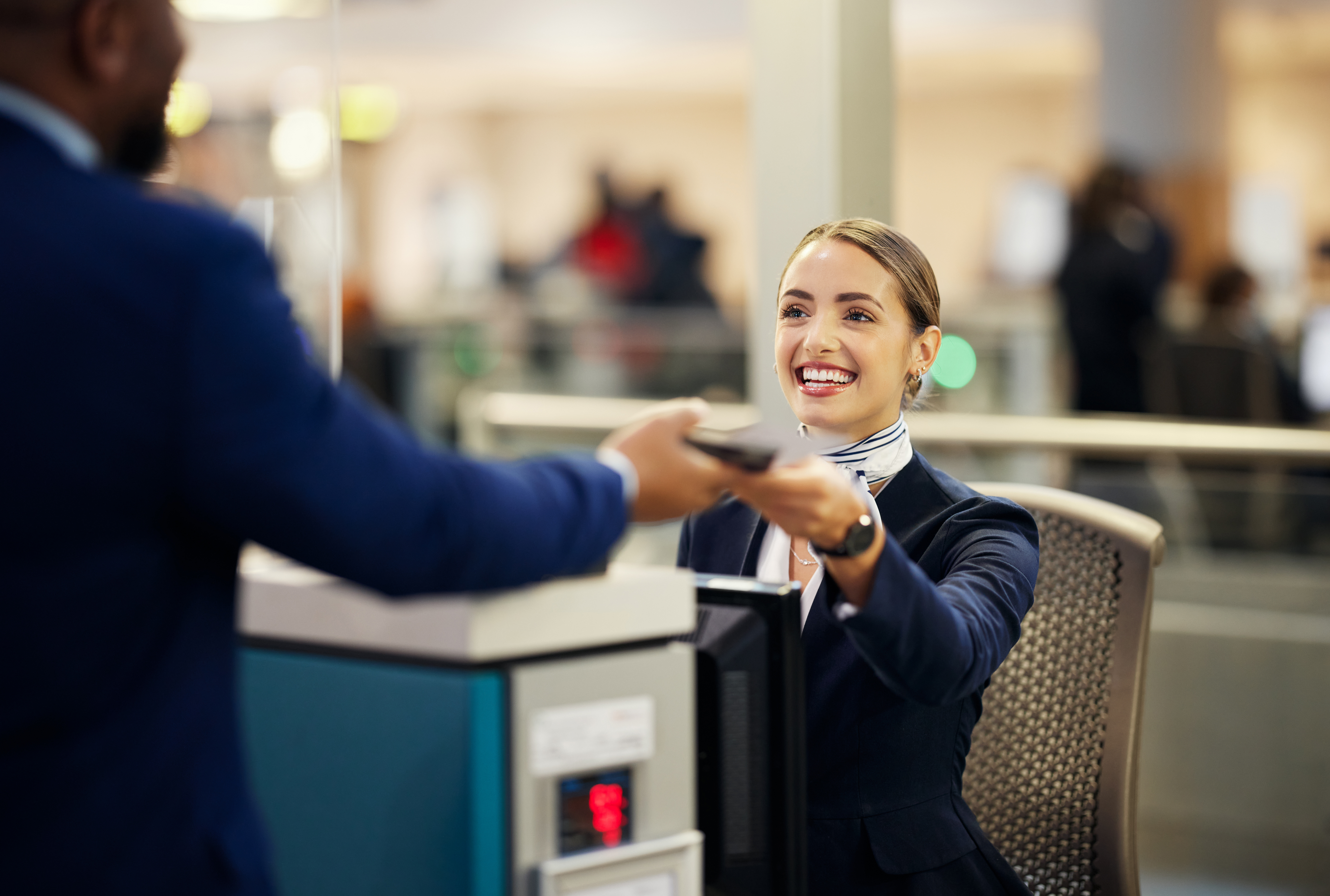 COLOUR-IMAGE_aviation-airport-checkin_feb26